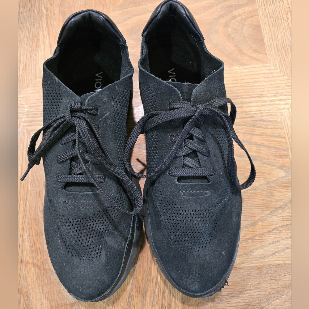 VIONIC Black Men's Sneakers Size 8.5